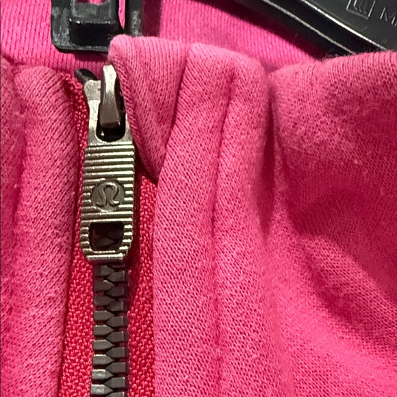 Lululemon Athletica Pink Fleece Scuba - Picture 2 of 6